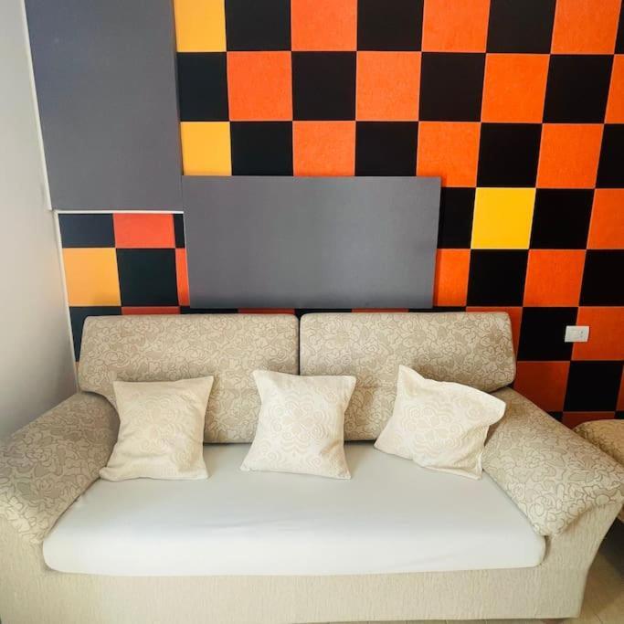 5 Min Da Aeroporto - Orange Marina Apartment *